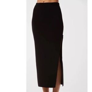 NWT The Noli Shop Hampton’s Black Knit Midi Sweater Skirt Slit Size L